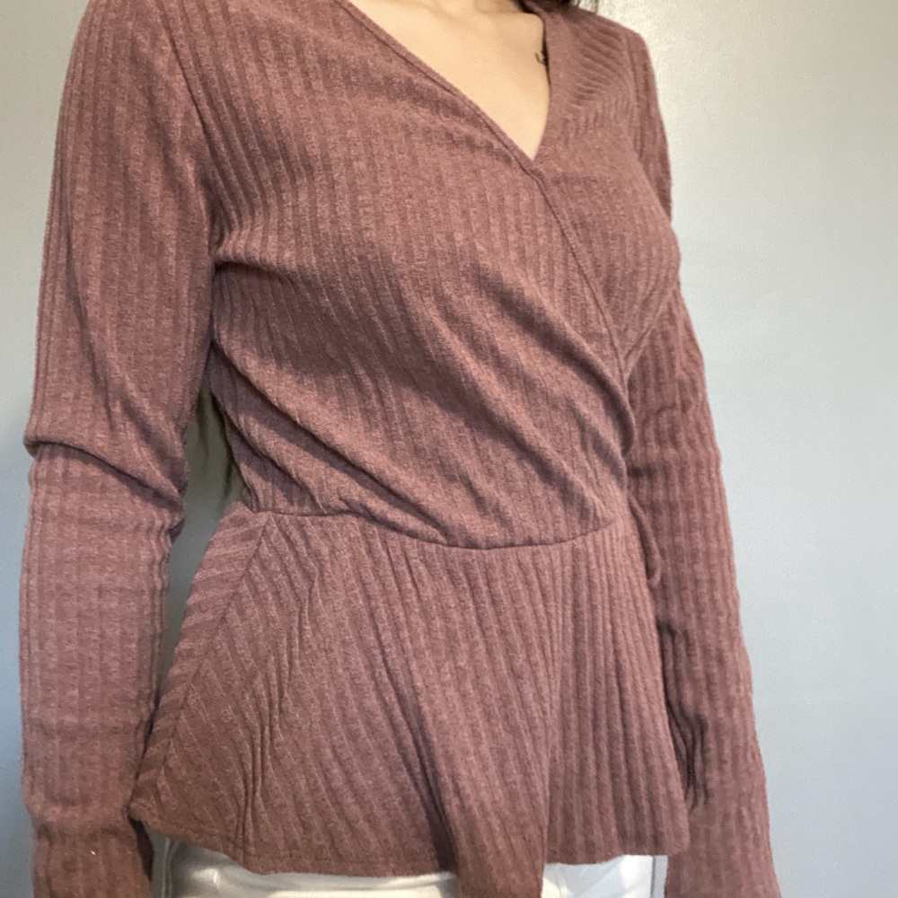 Women’s Ribbed Blouse - Picture 2 of 5